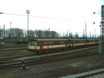 Der tschechische Triebwagen 010 333-3 in Comutov am 09.04.06