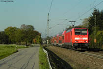 146 230-8 mit dem RE 16483 (Karlsruhe-Offenburg) bei Rastatt-Niederb�hl kurz vor dem Abzweig Rastatt-S�d. Aufgenommen am 21.10.2011.