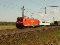 185 282-1 durchf�hrt BS-Timmerlah mit einem gemischten G�terzug.