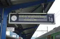 Seit 01.05.2011 existiert Verkehrsrichtung Bratislava-Petr�alka/Pre�burg-Engerau aus anderen Bahnh�fen Slowakeis nicht mehr. Mein  Heimatbahnhof  ist �ffentlich erreichbar nur mit RegionalEXpresse aus �sterreich...