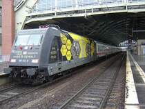 101 141-0 an einen IC in Richtung Leipzig. Berlin Ostbahnhof am 12.04.06