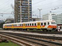 713-112 f�hrt am 10.04.2006 in Ljubljana Hauptbahnhof ein.