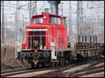 362 853-4 mit Materialnachschub f�r die Volkswerft.   (Stralsund am 13.04.06)