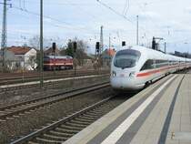 Ein ICE-T bei der Einfahrt in den Bahnhof Lichtenfels abgelichtet am Palmsonntag bei herrlichem Fr�hlingswetter 