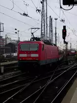 143 819-1 von DB Regio Frankfurt f�hrt am 27.10.11 mit Schlusssingal ein in Frankfurt am Main Hbf 