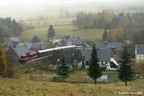 112 331-4 k�mpft sich auf dem R�ckweg nach Heidenau bei Geising durch dichten Nebel am 05.11.2011