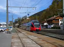 4024 088-9 f�hrt am 30.Oktober 2010 von Innsbruck kommend, Bergauf zum Brennerbahnhof.