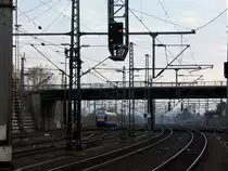 Flirt der Cantus-Bahn n�hert sich dem Bahnhof Kassel-Wilhelmsh�he am 19.11.2011.