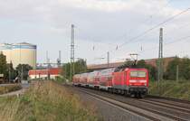 143 185-7 ist mit einem Pilgerzug auf dem Weg nach G�ttingen.
Aufgenommen am 23.09.2011 am Ortseingang von Obernjesa.
