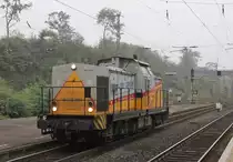 Der Nebel l�st sich so langsam auf, und der  Starke Anton  von der LEI brummt am 28.09.2011 durch Eichenberg auf dem Weg Richtung Norden!
 