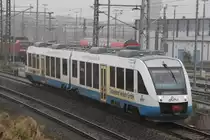 Seltener Gast auf der Strecke Rostock-G�stow:OLA79759 von Rostock Hbf nach G�strow kurz nach der Ausfahrt im Rostocker Hbf.24.11.2011
