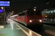 Die 110 - 437 - 1 zum Rangieren in die Abstellung auf Gleis 13 im Frankfurter Hauptbahnhof.


Ich hoffe das Foto gef�llt euch.