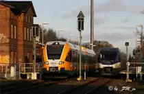Am 5.12.2011 begegnete OLA 0004 ihrem Nachfolger VT 646.043 der ODEG welche ab dem Fahrplanwechsel die Leistung auf der Linie Rathenow - Brandenburg �bernimmt.