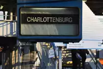 BERLIN, 25.11.2011, noch aktiver Zugzielanzeiger im S-Bahnhof Ostkreuz, der im Rahmen der Gesamtsanierung des Bahnhofs verschwinden wird