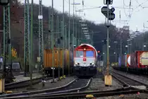 Die Class 66 PB03  Mireille  von Crossrail steht in Aachen-West mit einem Silozug und wartet auf die Abfahrt nach Belgien.
4.12.2011
