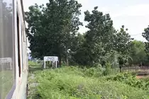 Hst. Ban Chongko, Blickrichtung Kaeng Khoi Jn., am 18.Juni 2011. 

