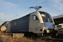 WLB ES 64 U2-066 am 20.11.11 bei einem Halt im Duisburger Hbf.