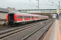 Hier eine Reihe abgestellter n-Wagen am 7.12. in Giessen
