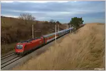 EC 75 Franz Schubert von Praha hl.n. nach Wr. Neustadt bei Guntramsdorf-S�dbahn, 9.12.2011