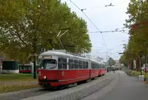 Wien Wiener Linien SL 6 (E1 4519 (Lohnerwerke 1973)) Neubaugürtel / Westbahnhof / Europaplatz am 19. Oktober 2010.