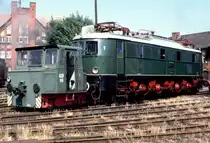 ASF 66 mit E18 31 Bw Wustermark im Juli 1991 bei der Bereitstellung f�r eine Fahrzeugschau in Berlin-Wannsee.