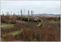 4020 294 f�hrt als R 2181 von Sigmundsherberg nach Wien FJB. Hangbr�cke Limberg, 08.12.11 