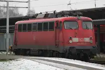 110 438-9(DB-Regio Dortmund)zu Gast im hohen Norden Sie bespannte sp�ter IC2409 Rostock-K�ln bis Hamburg Hbf.11.12.2011 