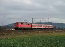 111 176 ist am 11.Dezember 2011 mit der RB 59358 nach Saalfeld(S) bei Ha�lach unterwegs.
