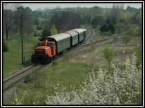 Der Pendelzug vom Heizhaus zum Bahnhof Strasshof anl�sslich der Saisoner�ffnung wurde am 23.4.2006 mit der 2062.033 bespannt.
