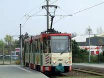 Tw 229 am 26.04.06 in Frankfurt (Oder) Neuberesinchen.