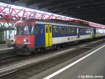 Der RBe 540 040-3 stand am 27.4.06 als S29 nach Stein a. Rh. in Winterthur. Dieses Bild wird bald Seltenheitswert haben, da die RBe 540 in der Region Winterthur immer mehr durch die Thurbo GTW's RABe 526 abgel�st werden.