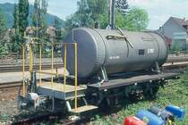 WB - X 707 am 09.05.1993 in Liestal - Unkrautvertilgungswagen - SIG/WB - Baujahr 1889 - Gewicht 3,00t - Zuladung 3,40t - L�P 5,29m - zul�ssige Geschwindigkeit km/h 45 - �=15.07.1986.
