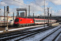 1016 006 mit EC 113 am 19.12.2011 in M�nchen Hbf.