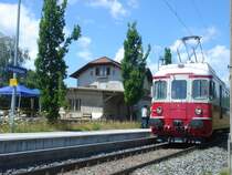 Der historische �Aargauer-Pfyl� (ehemals WM BDe 4/4 2) w�hrend einer Extrafahrt im Bahnhof Schlattingen TG. 13.06.2009