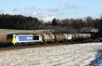 264 003-5 Voith Maxima 40 CC vor Ganzzug Kesselwagen Richtung N�rnberg, KBS 880 N�rnberg - Passau, fotografiert bei Sinngr�n zwischen Laaber und Beratzhausen am 19.12.2011