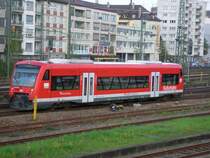 650-302  Stadt Wildberg  verl�sst als RB22269 (Pforzheim Hbf - Nagold) den Hauptbahnhof. 28.4.06 