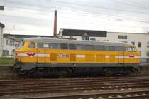 Wiebe 11  (216 012-5) abgestellt in Neuwieder Bahnhof am 30.04.06.