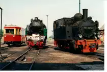 99 6102, NWE 21 (99 6001) und ein Triebwagen der HSB in Gernrode(?). Das Datum ist mir nicht bekannt da es ein Foto meines verstorbenen Vaters ist. Scan eines Papierabzugs
