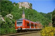 425 734-1 verl��t als S 6231 den Tunnel in Frankenstein am 29.05.2004