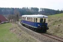 5042 014-0 am 17.4.2006 kurz vor Waldkirchen an der Thaya.