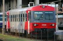 5047 007-9 am 17.4.2006 im Bahnhof Krems an der Donau. 