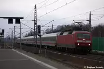 120 156-5 mit dem IC 2803 f�r ICE 847 von Hamm(Westf) nach Berlin Ostbahnhof in Rathenow. Am Zugende schiebt die 120 157-3. 17.01.2012