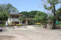 Bf. Wang Khapi mit Vorplatz am 26.Oktober 2011.