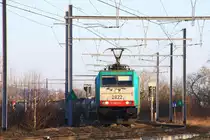 Nochmal die Cobra 2822 kommt mit einem Containerzug aus Aachen-West in Richtung Vise und f�hrt durch Montzen-Gare(B) bei sch�nem Winterwetter am 15.1.2012.