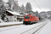 Die 1116 193 alias Manfred ist am 24.1.2012 auf der Brennerbahn Talw�rts unterwegs in Richtung Innsbruck.Aufgenommen im sch�n verschneiten Steinach in Tirol.