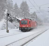 Die 1216 023 ist mit ihrem EC 88 auf der Brennerbahn nach M�nchen unterwegs.
Ich konnte sie am 24.1.2012 im Bahnhof Steinach in Tirol aufnehmen.