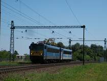 M�V-Trakci� V63 009 und V63 027 zwischen Budafok-H�ros und Budafok-Albertfalva, am 02. 08. 2010. 