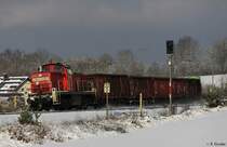 DB Railion 294 624-2 mit Nahg�ter aus Schwandorf, KBS 855 Hof - Regensburg, fotografiert bei Pirkensee am 30.11.2010