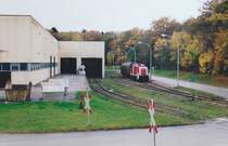 F�r die Rangierarbeiten gab es im Gyproc-Werksanschluss drei parallele Gleise. (Blick nach Westen am 27.10.00)
