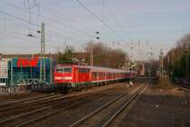 111 112 mit dem RE 10450 nach Aachen Hbf in D�sseldorf-Bilk am 27.01.2012